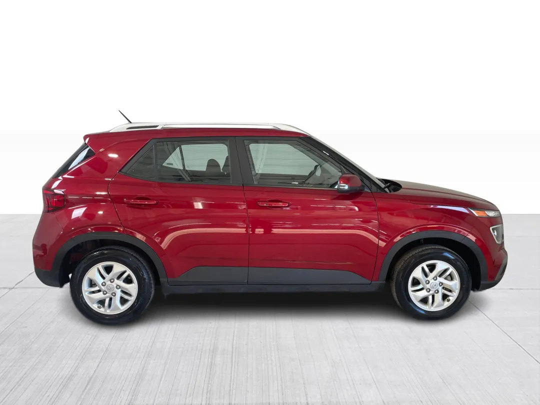 2025 Hyundai Venue for sale - photo 2