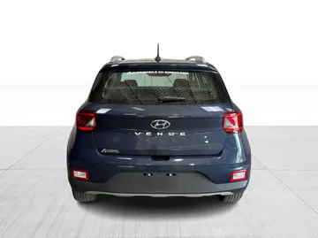 2024 Hyundai Venue - image 13