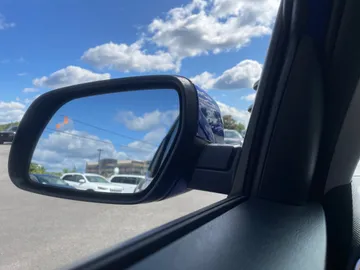 2025 Hyundai Venue - image 18