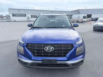 2025 Hyundai Venue - image 2