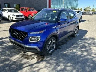 2024 Hyundai Venue - image 3