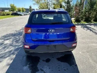 2024 Hyundai Venue - image 6
