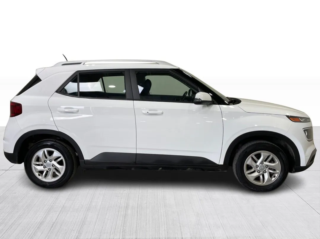2023 Hyundai Venue for sale - photo 2
