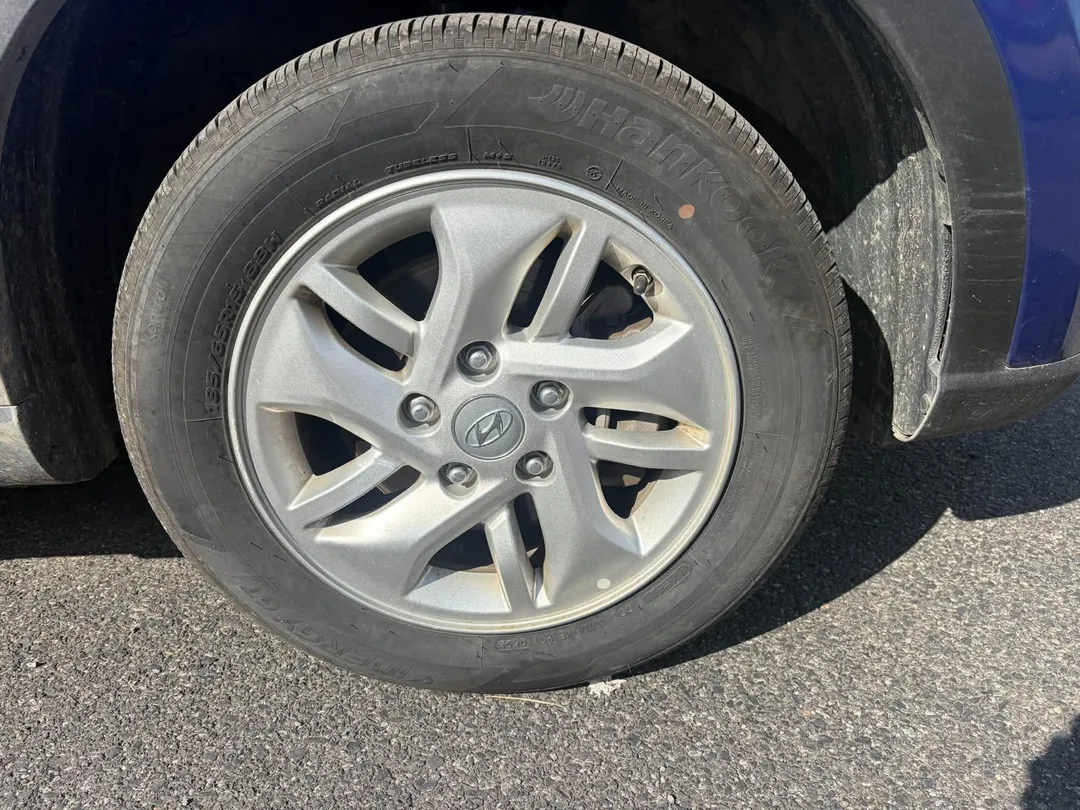 2025 Hyundai Venue Preferred, photo 6