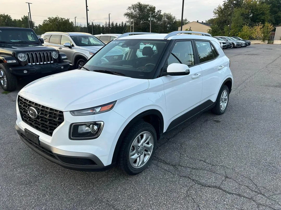 2025 Hyundai Venue for sale - photo 3