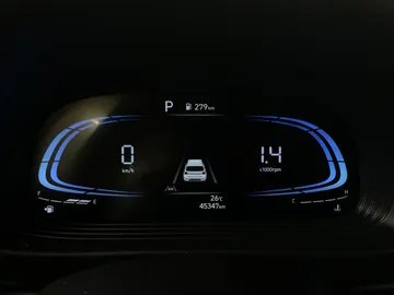 2024 Hyundai Venue - image 13