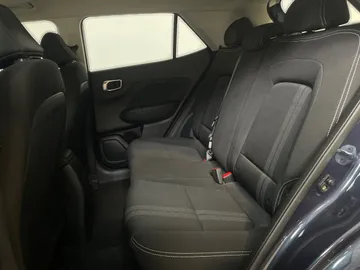 2024 Hyundai Venue - image 11