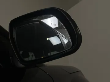 2024 Hyundai Venue - image 18