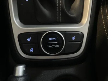 2024 Hyundai Venue - image 24