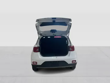 2025 Hyundai Venue - image 12