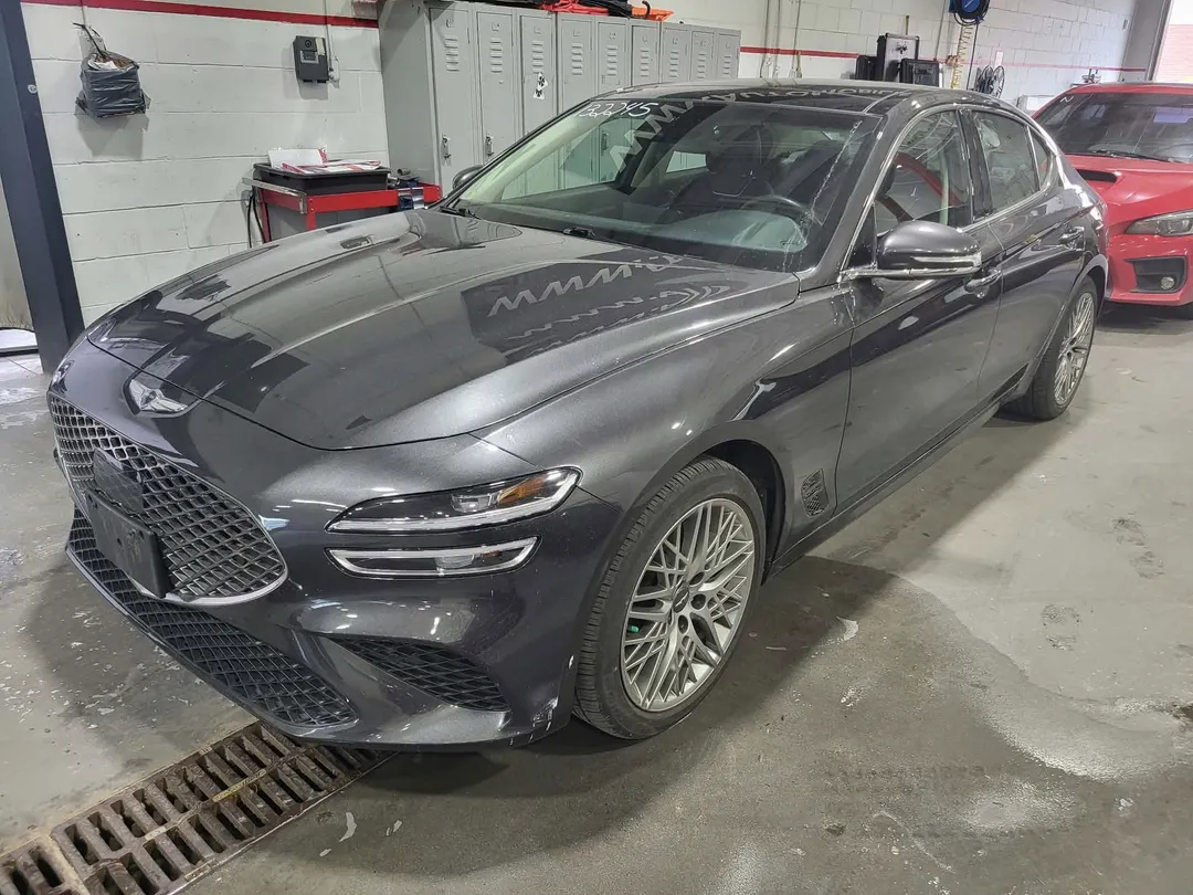 2023 Genesis G70 — photo 3