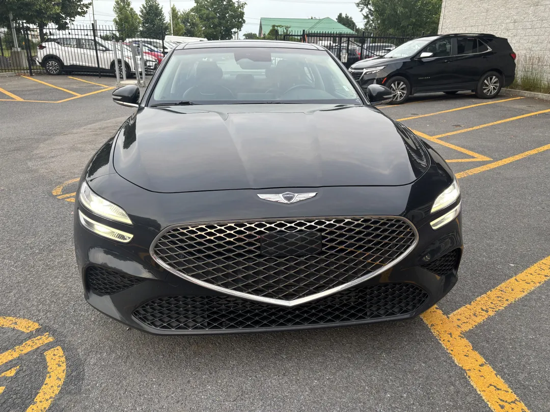 2022 Genesis G70 — photo 2
