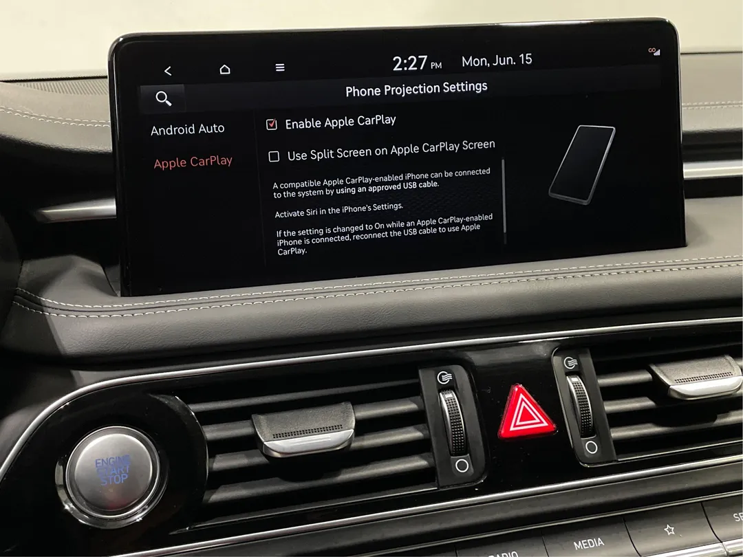 2023 Genesis G70 — photo 7