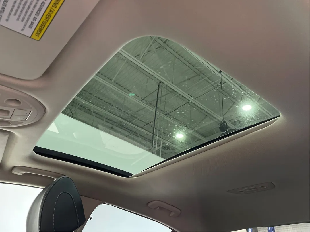 2023 Genesis G70 — photo 5
