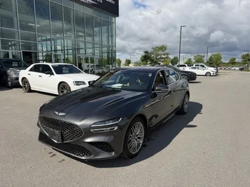 2022 Genesis G70 - image 3