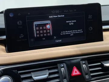 2022 Genesis G70 - image 28
