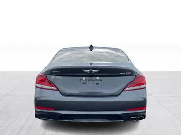 2021 Genesis G70 - image 13