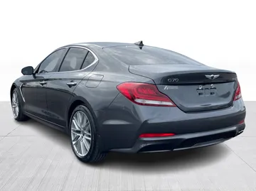 2021 Genesis G70 - image 12