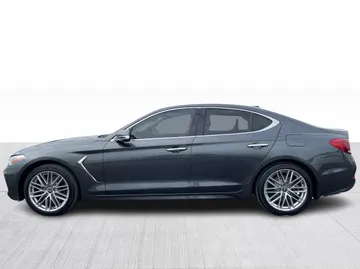 2021 Genesis G70 - image 11