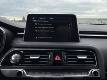 2021 Genesis G70 - image 28
