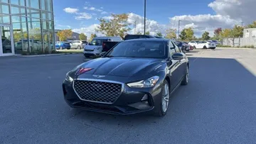 2021 Genesis G70 - image 3