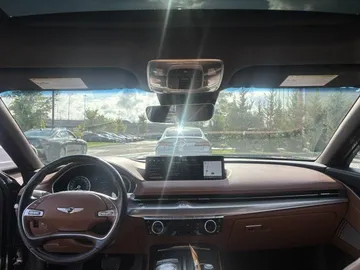 2021 Genesis G80 - image 9