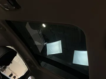 2021 Genesis G80 - image 4