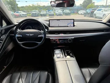 2021 Genesis G80 - image 9
