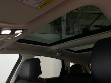 2021 Genesis GV80 - image 12