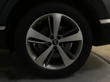 2021 Genesis GV80 - image 19