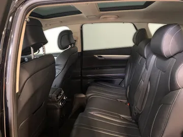 2021 Genesis GV80 - image 11