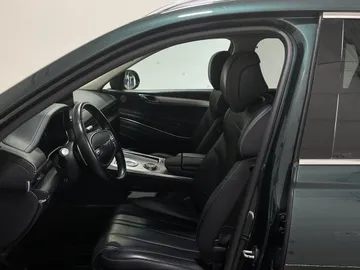 2021 Genesis GV80 - image 3