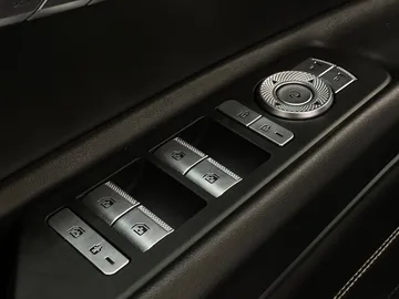 2021 Genesis GV80 - image 25