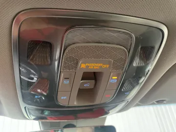 2021 Genesis GV80 - image 17
