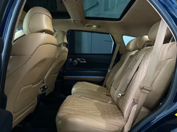 2022 Genesis GV80 - image 16