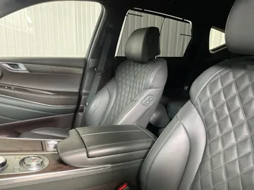 2023 Genesis GV80 - image 3