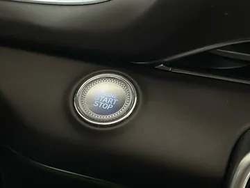 2023 Genesis GV80 - image 25