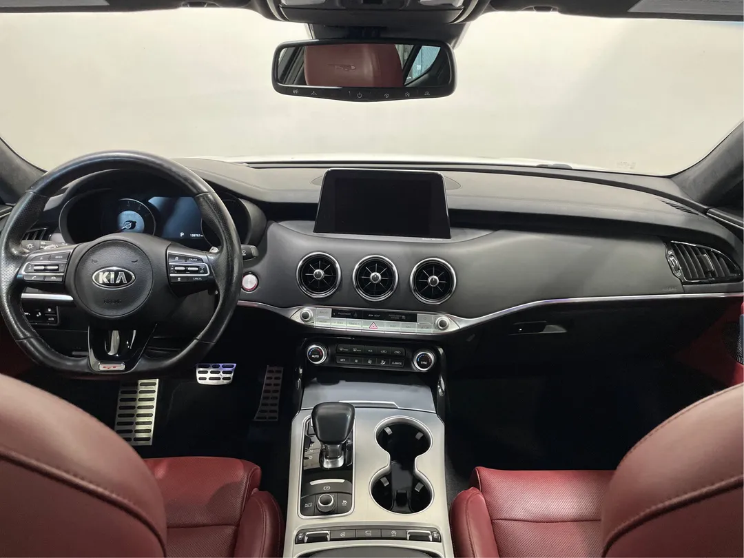 2018 Kia Stinger — photo 4