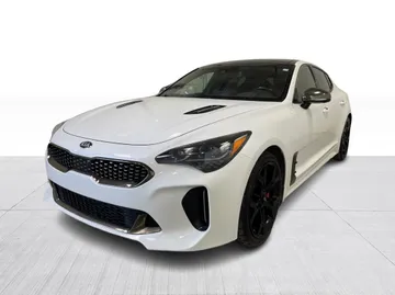 2018 Kia Stinger - image 10