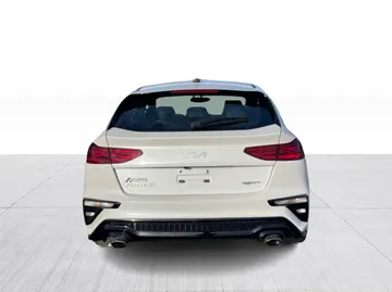 2023 Kia Forte5 - image 13