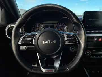 2023 Kia Forte5 - image 18