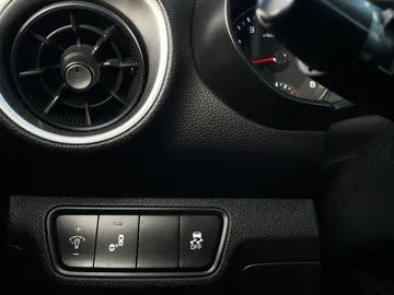 2023 Kia Forte5 - image 26