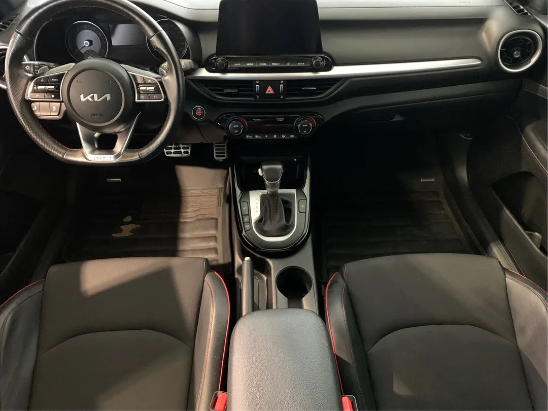 2023 Kia Forte5 — photo 3
