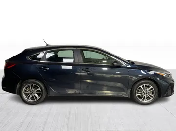 2024 Kia Forte5 - image 2