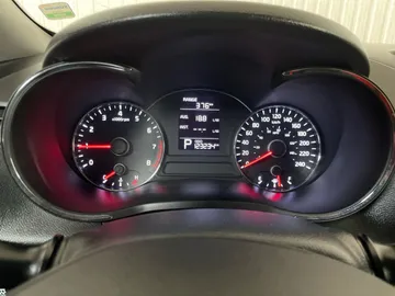 2016 Kia Forte 5 - image 15