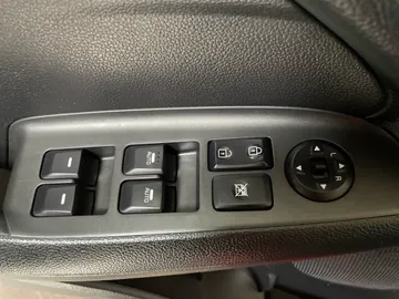2016 Kia Forte 5 - image 19
