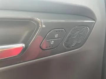 2024 Kia EV9 - image 29