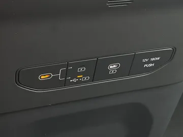 2024 Kia EV9 - image 32