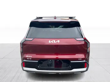 2024 Kia EV9 - image 13
