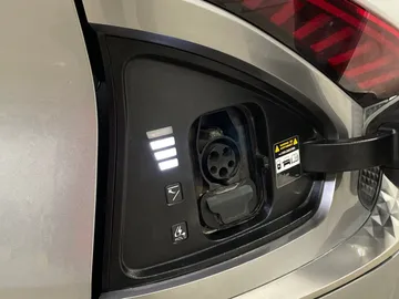 2023 Kia EV6 - image 34
